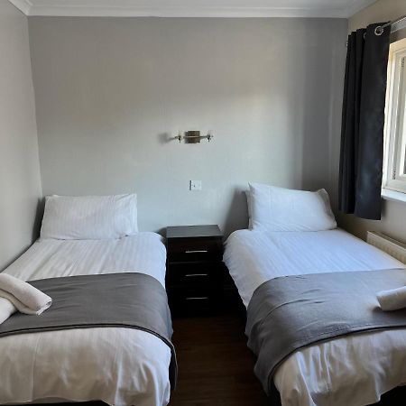 Hill Lodge Sudbury  Kültér fotó