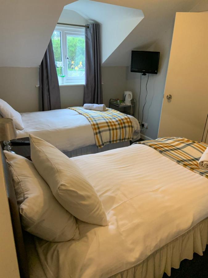 Hill Lodge Sudbury  Kültér fotó
