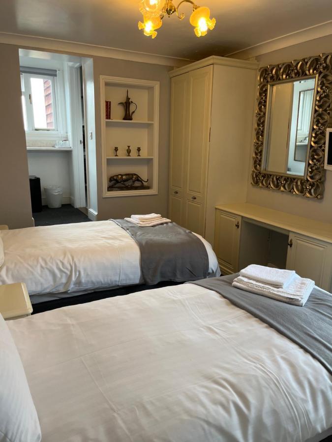 Hill Lodge Sudbury  Kültér fotó